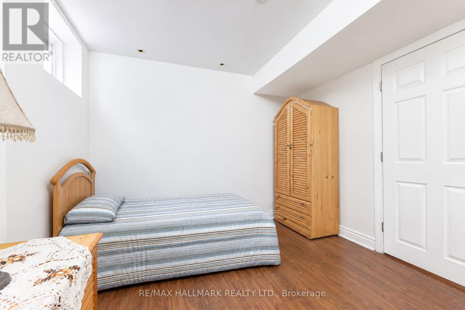16 Braehead Drive, Richmond Hill, Ontario  L4E 0B3 - Photo 18 - N13830156