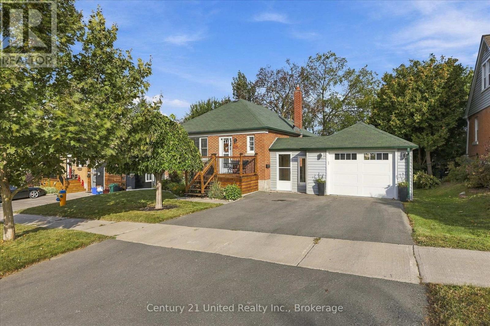 766 DEVON AVENUE, Peterborough, Ontario