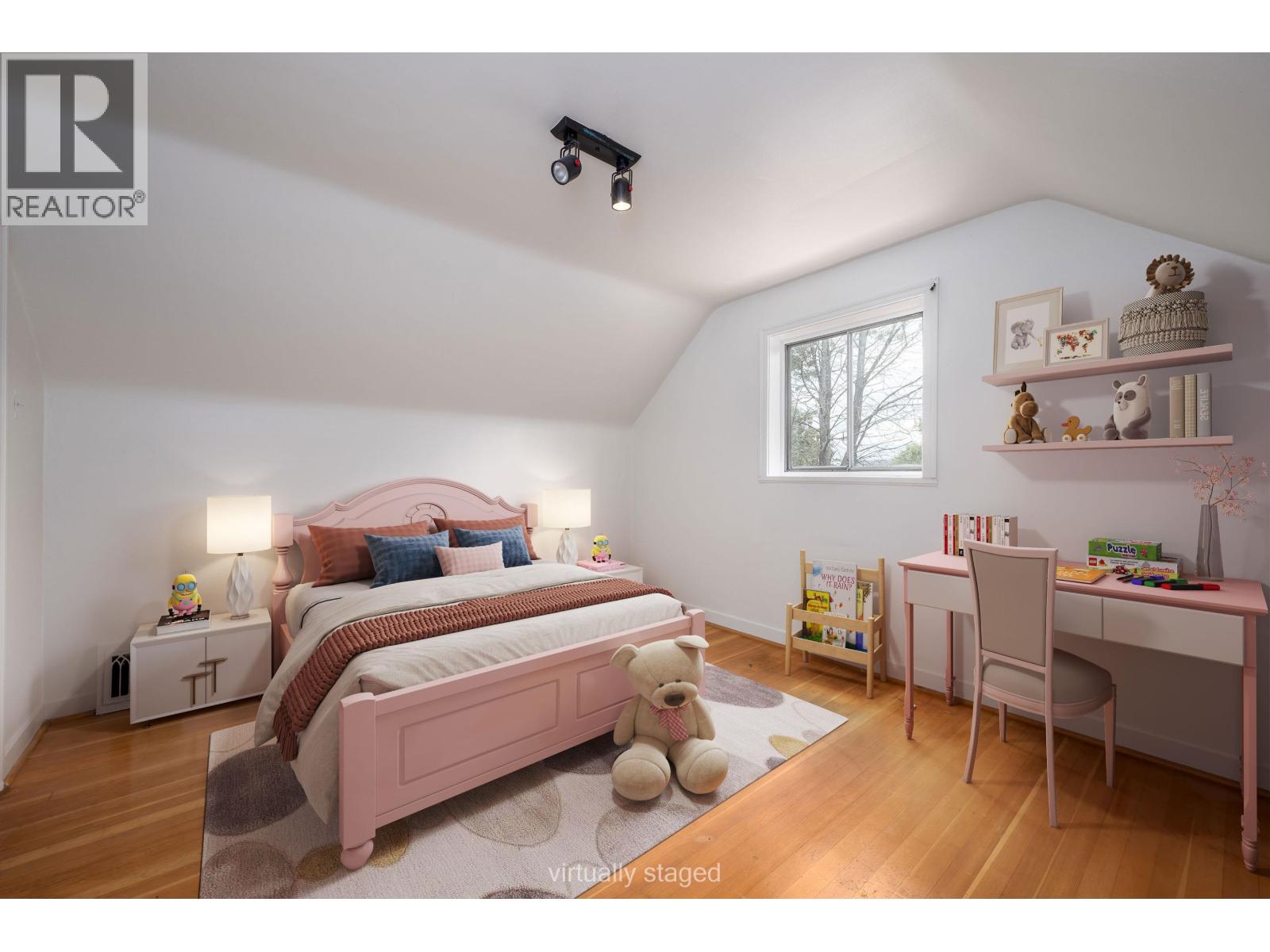 2305 TURNER STREET
