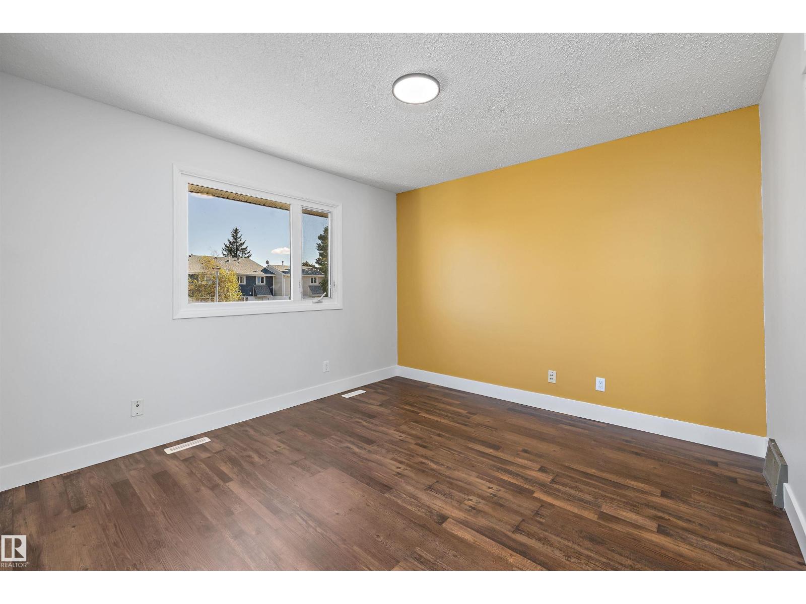 250 CALLINGWOOD TWO NW