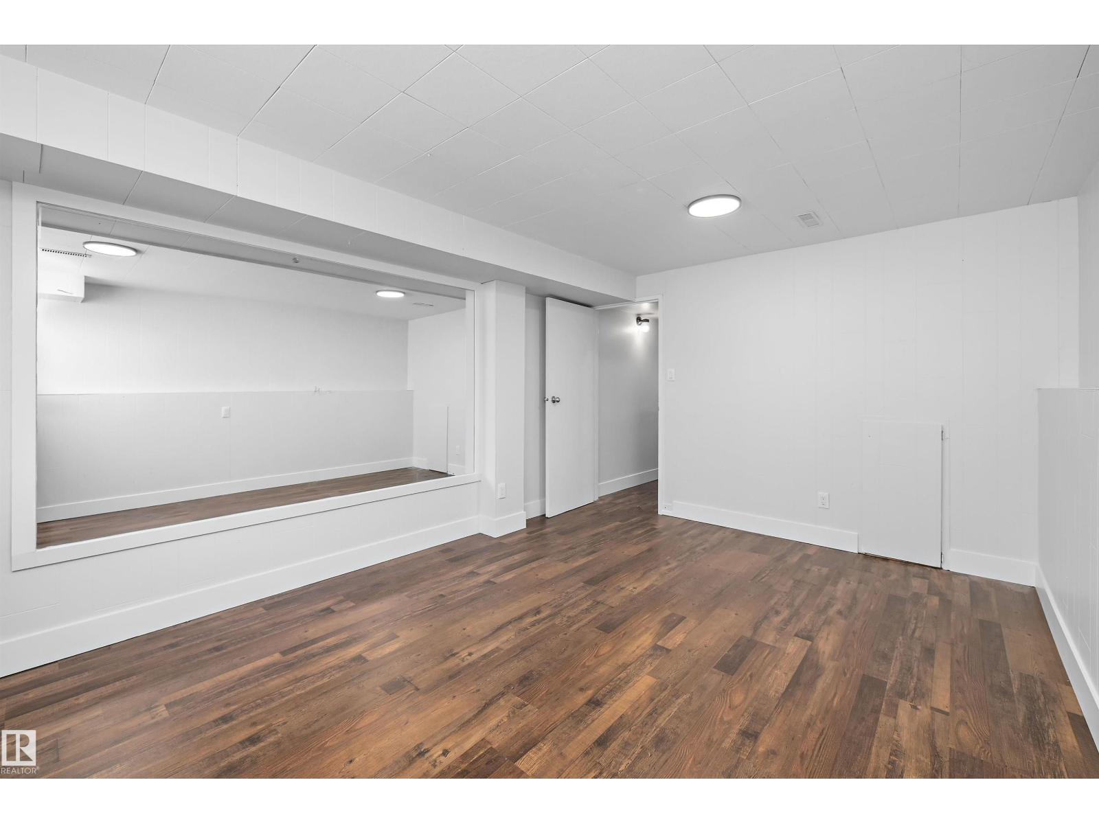250 CALLINGWOOD TWO NW