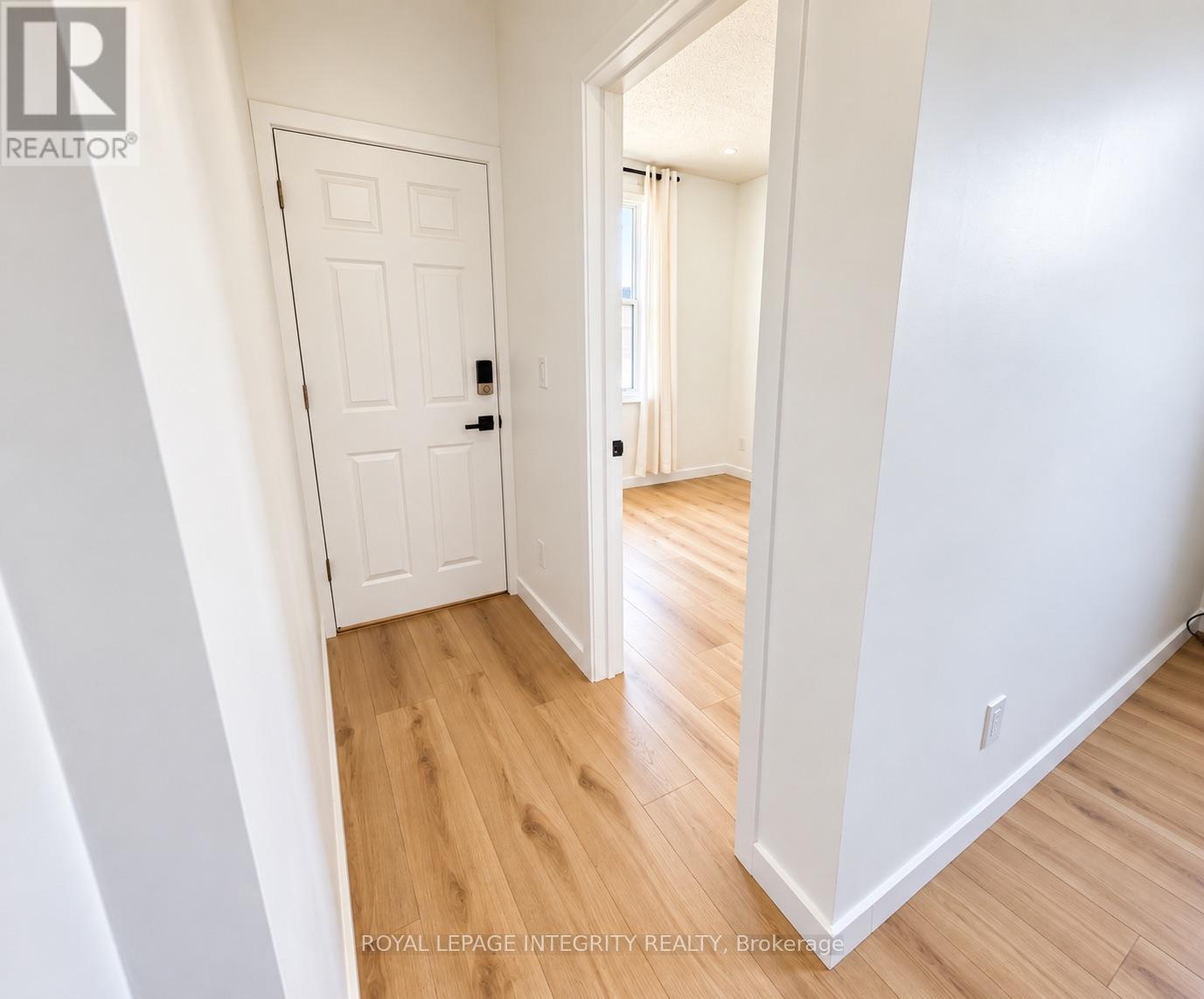 920 Gladstone Avenue, Ottawa, Ontario  K1R 6Y4 - Photo 3 - X13850850