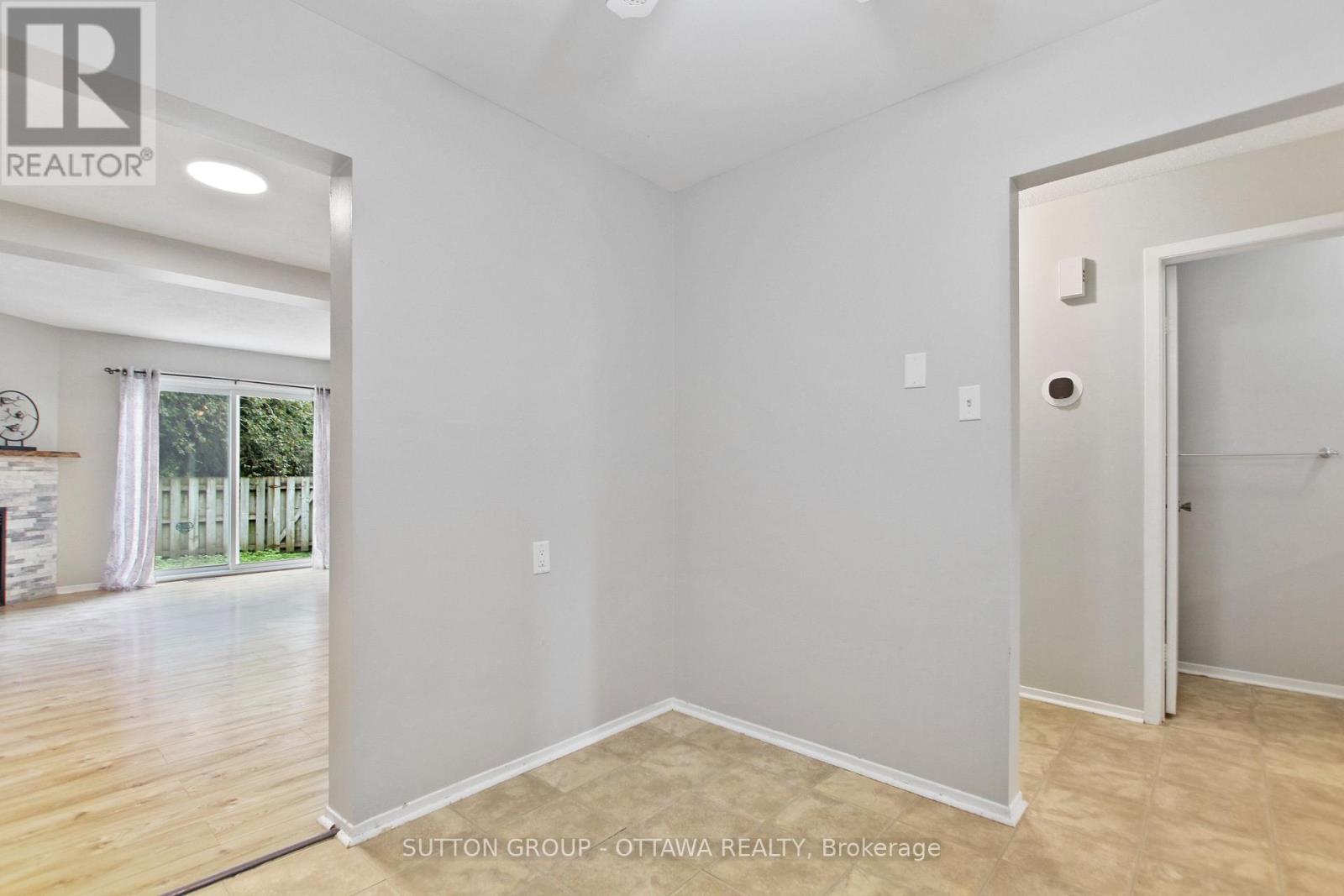 75 Clarkson Crescent, Ottawa, Ontario  K2L 3C9 - Photo 10 - X13850890