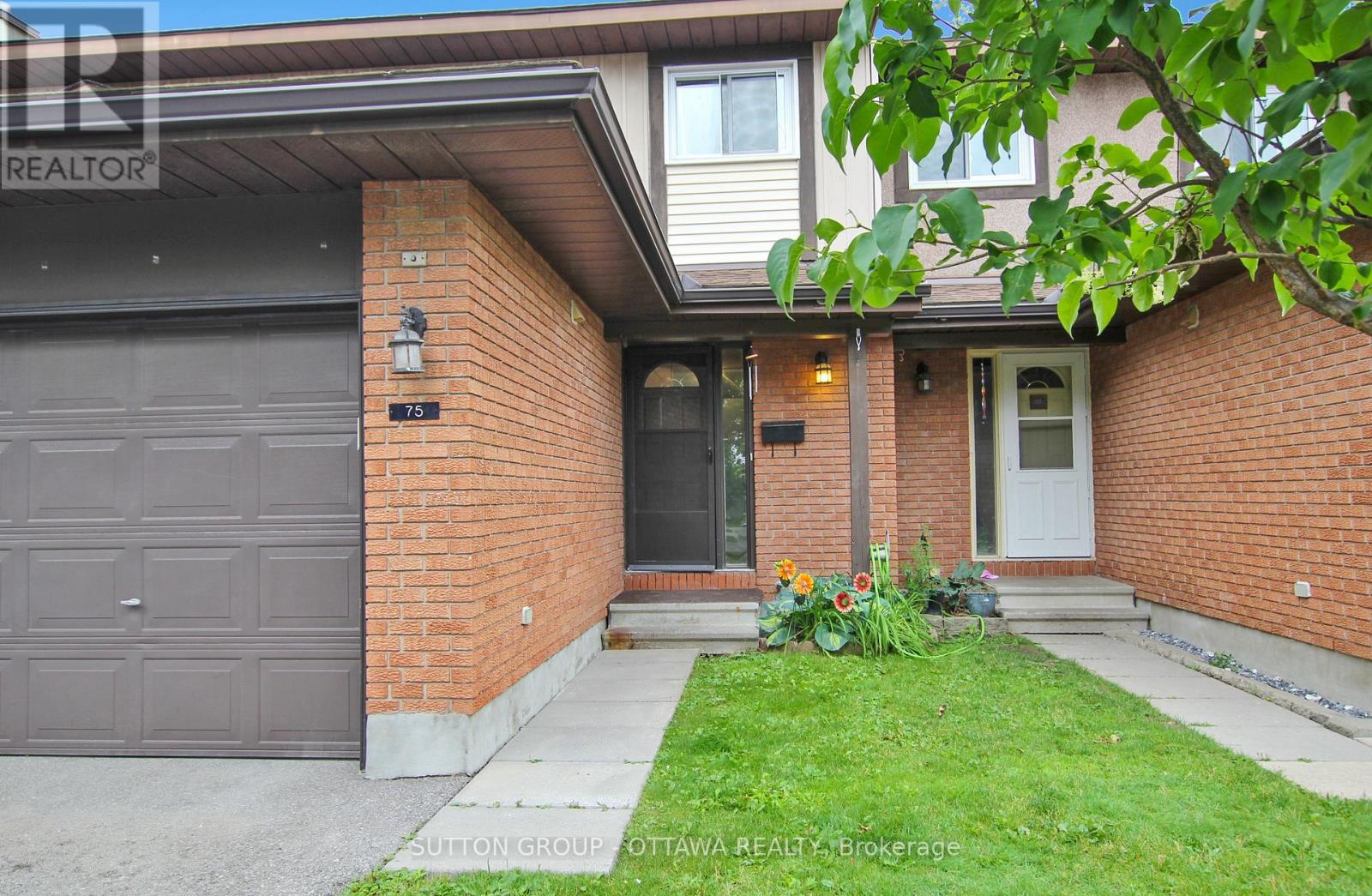 75 Clarkson Crescent, Ottawa, Ontario  K2L 3C9 - Photo 2 - X13850890
