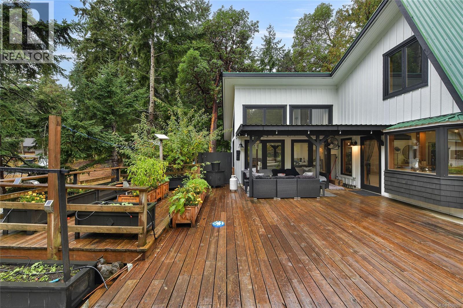 505 Bayview Dr