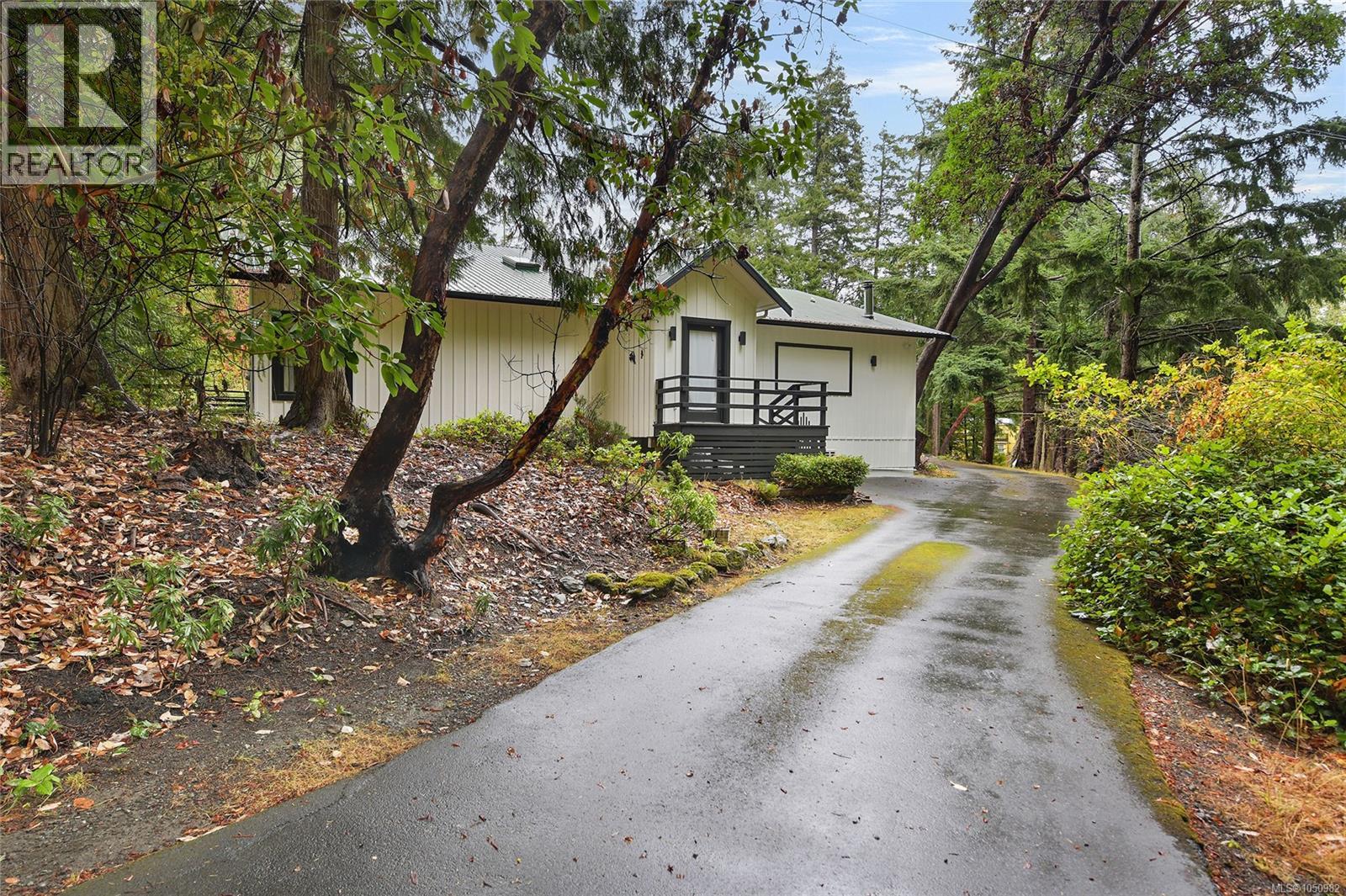 505 Bayview Dr