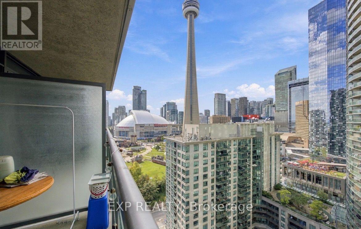 2305 - 19 GRAND TRUNK CRESCENT, toronto (waterfront communities), Ontario