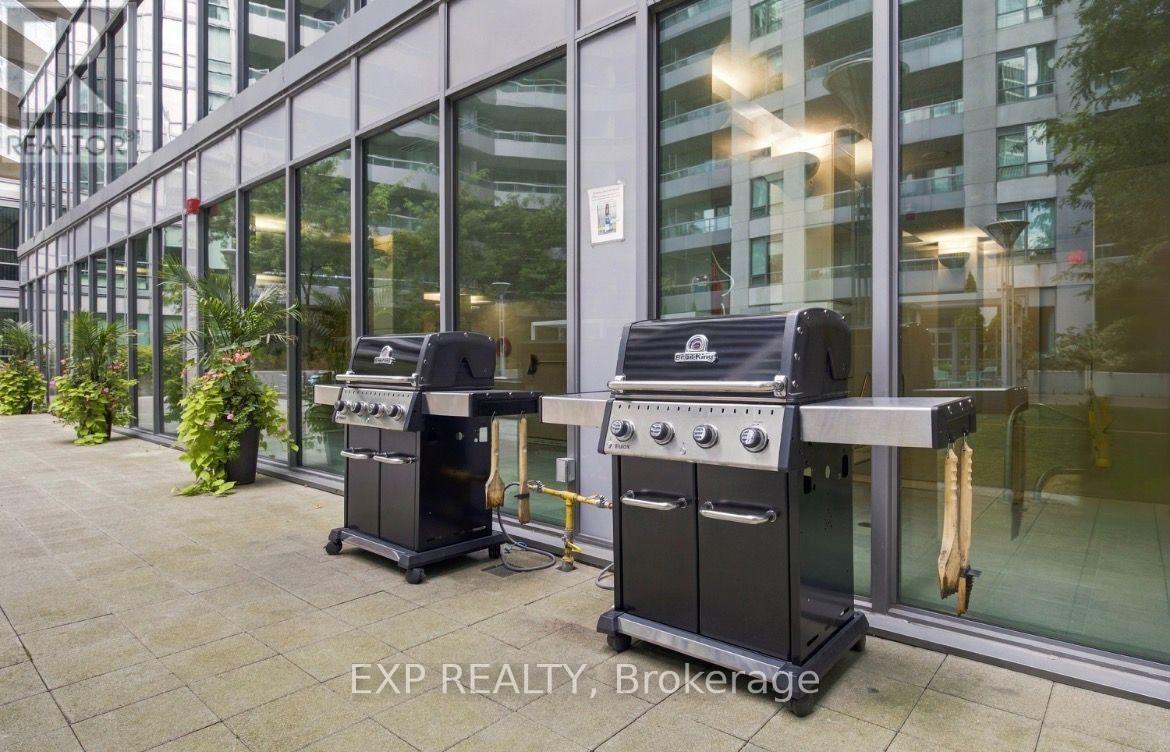 2305 - 19 Grand Trunk Crescent, Toronto (Waterfront Communities), Ontario  M5J 3A3 - Photo 12 - C13850714