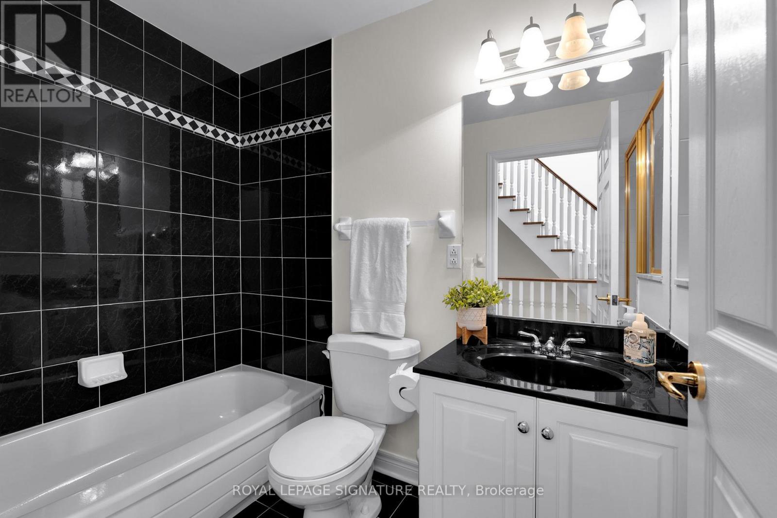 104 Pleasant Boulevard, Toronto, Ontario  M4T 1J8 - Photo 15 - C13850774