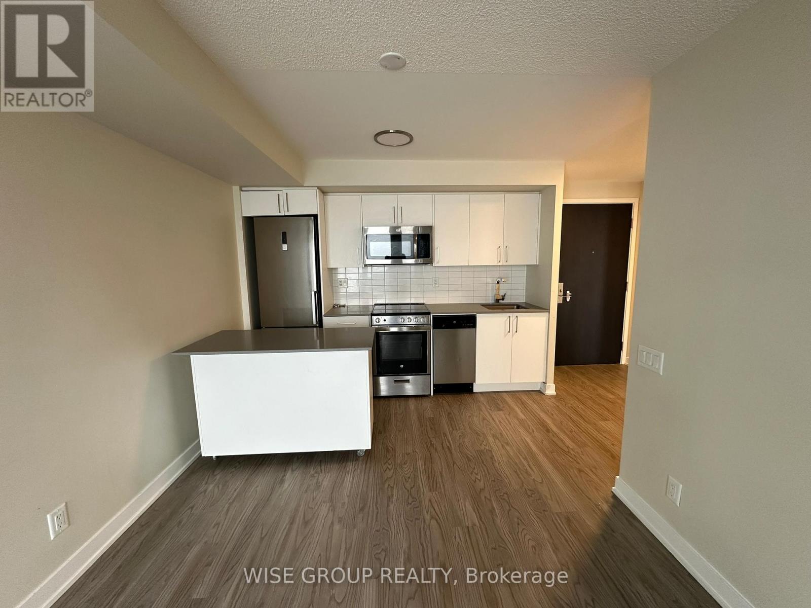 1005 - 38 Monte Kwinter Court, Toronto, Ontario  M3H 0E2 - Photo 5 - C13850886
