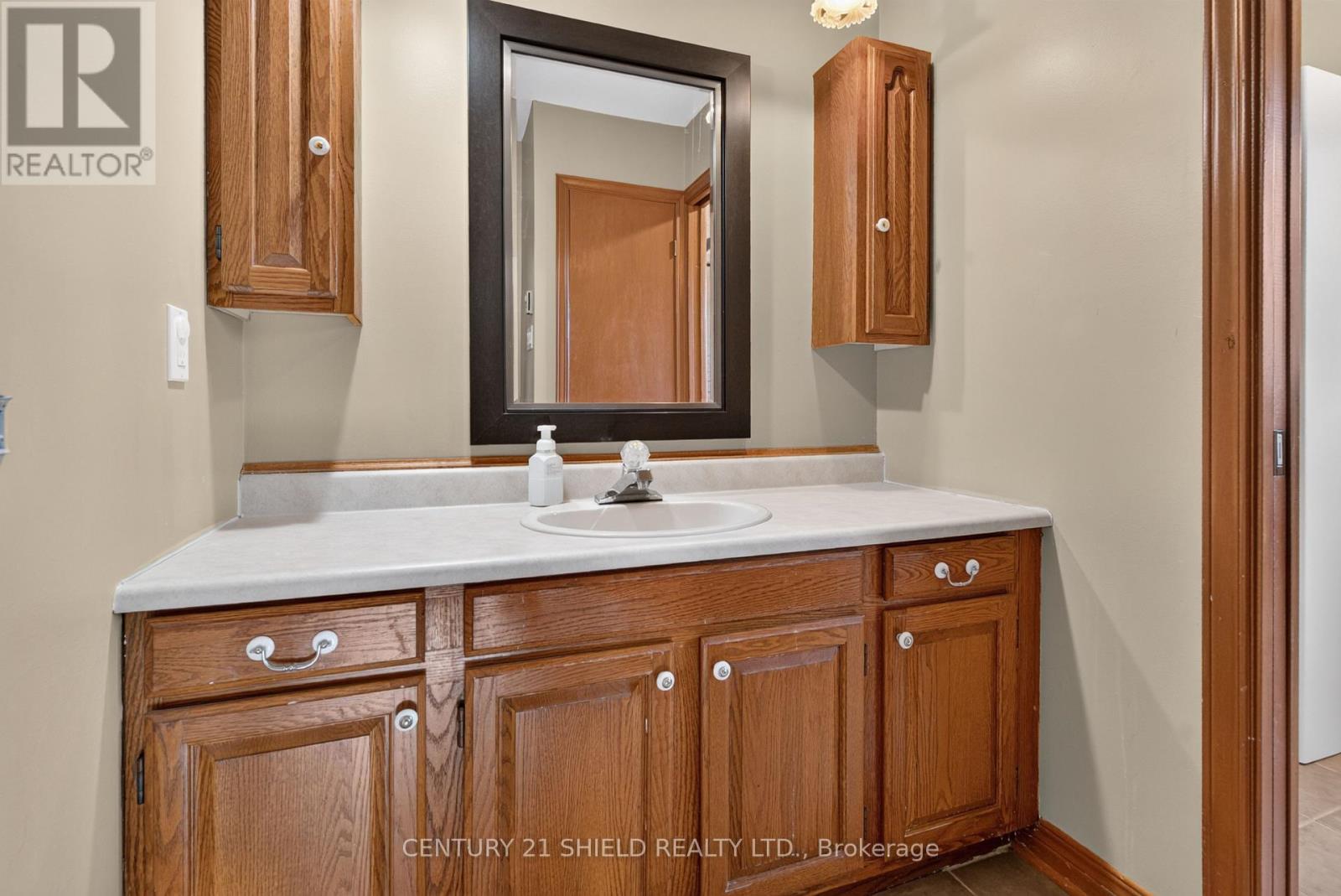 868 Laflin Street, Cornwall, Ontario  K6J 5J1 - Photo 28 - X13850644
