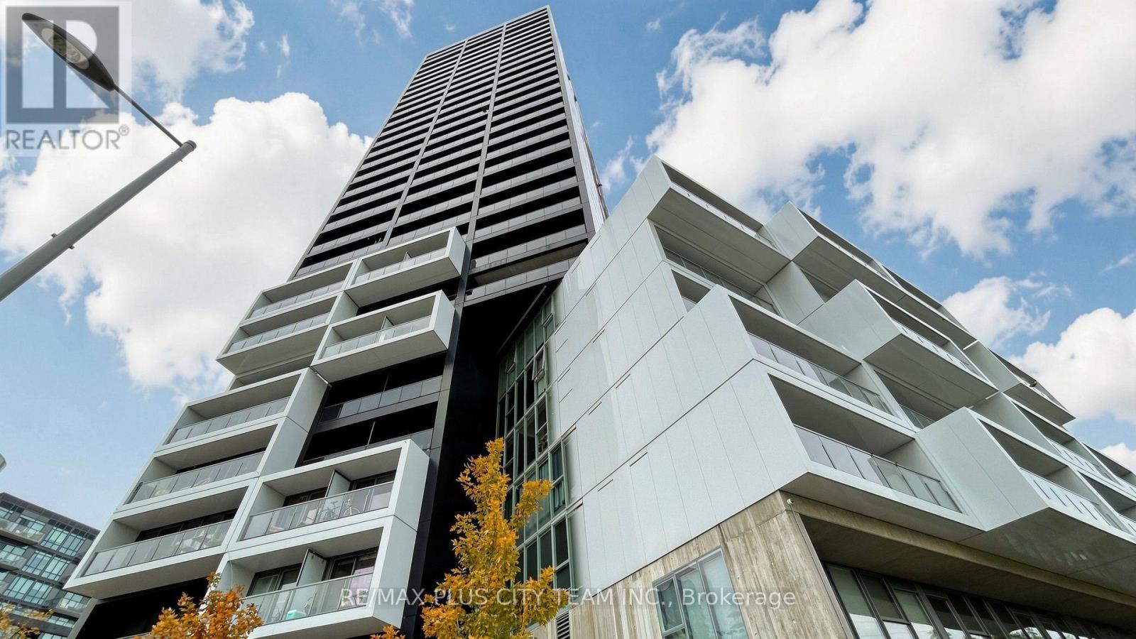 301 - 170 Bayview Avenue, Toronto, Ontario  M5A 0M4 - Photo 3 - C13850746