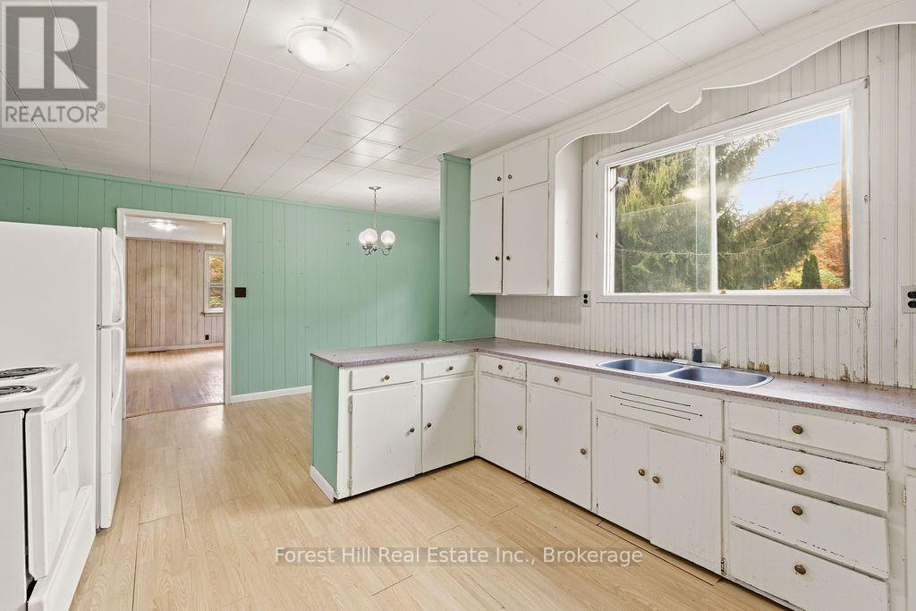 1040 River Street, Muskoka Lakes, Ontario  P0C 1A0 - Photo 23 - X13850814