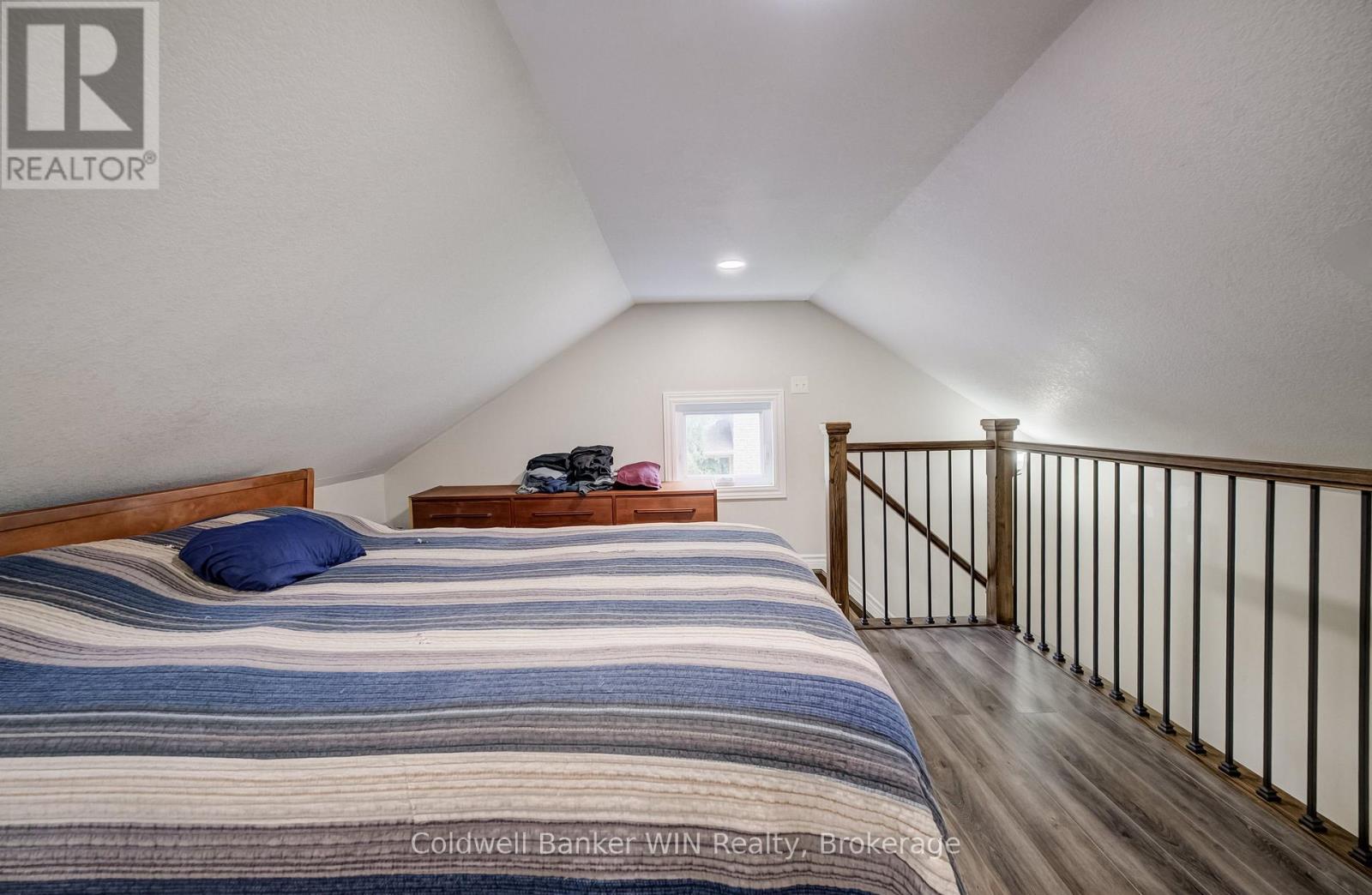 748 Arthur Street, West Grey, Ontario  N0G 1C0 - Photo 16 - X13850936