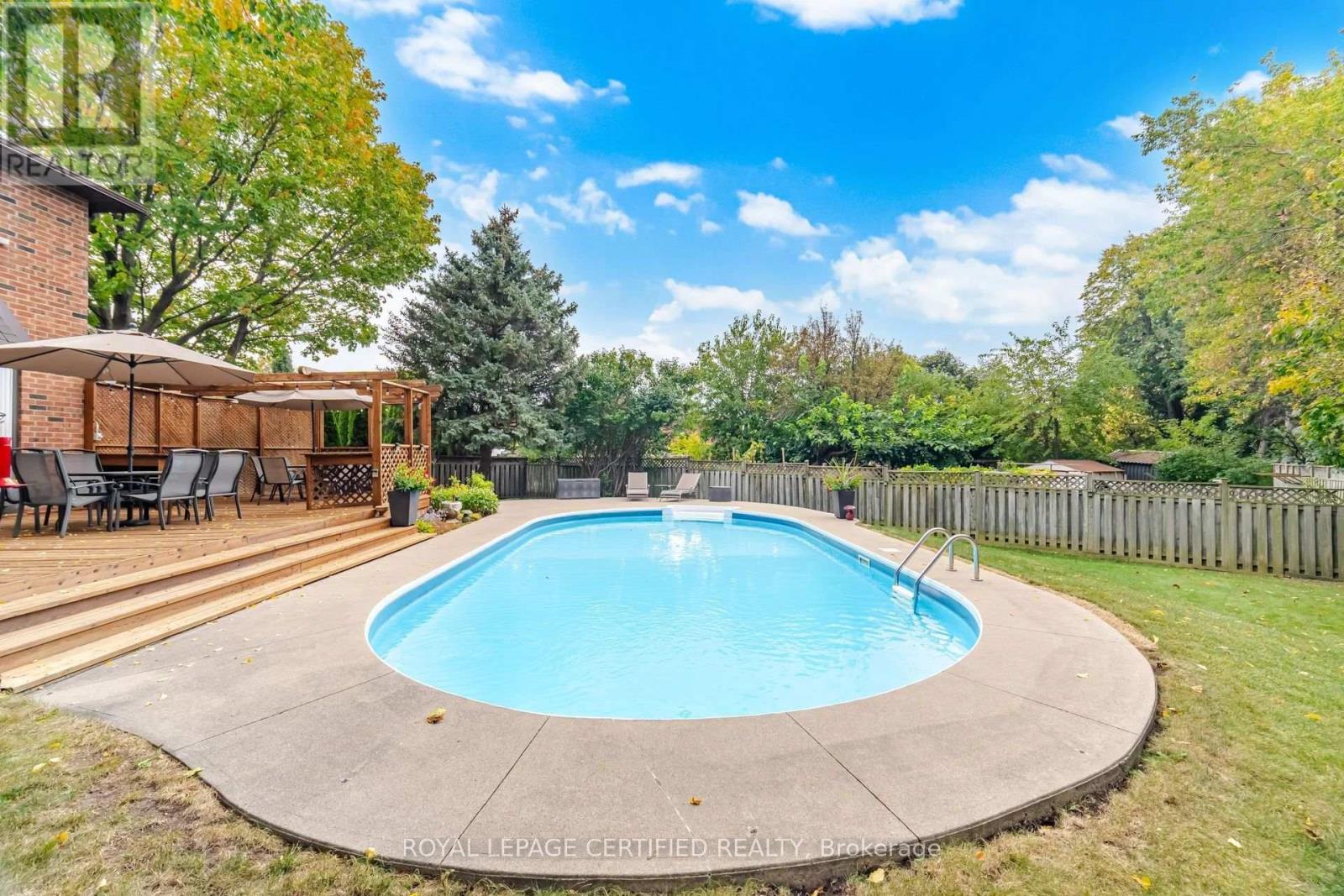 8 Wishart Place, Brampton, Ontario  L6Z 3H5 - Photo 46 - W13850418