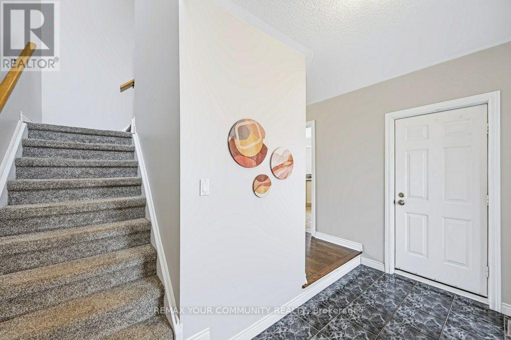 37 Brownstone Crescent, Clarington, Ontario  L1E 2Y1 - Photo 6 - E13850654