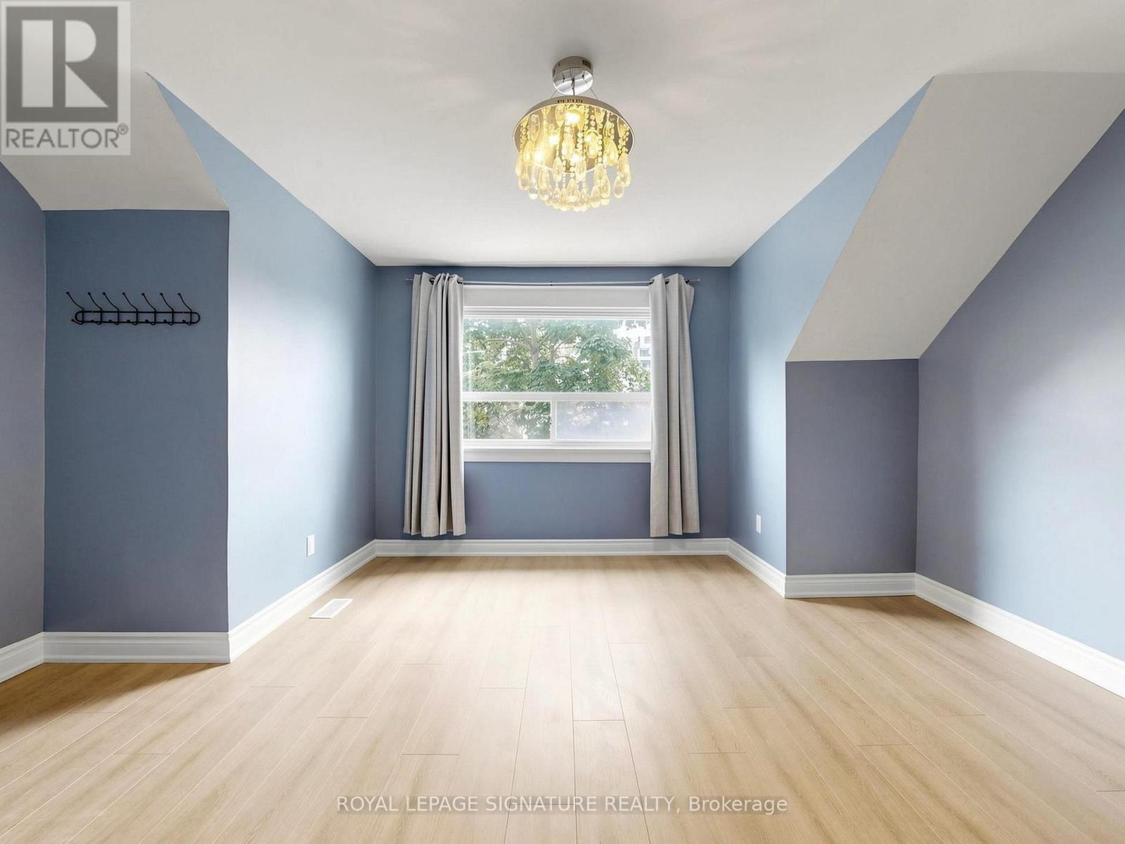 8 Harris Avenue, Toronto, Ontario  M4C 1P4 - Photo 25 - E13850854