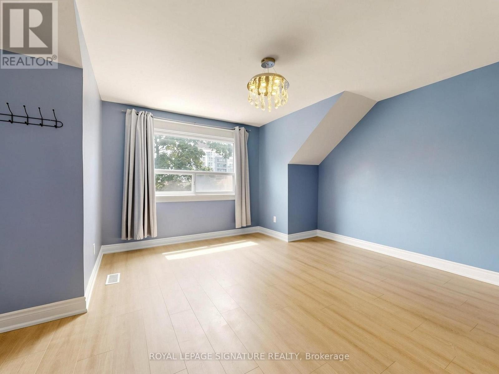 8 Harris Avenue, Toronto, Ontario  M4C 1P4 - Photo 26 - E13850854