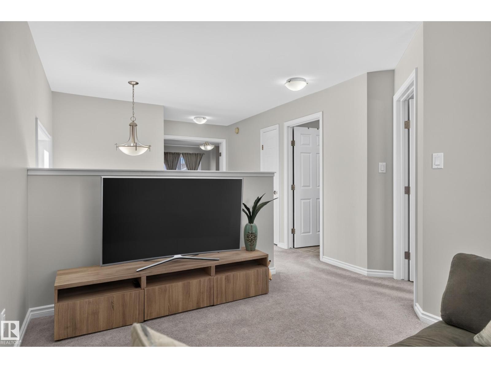 505 EBBERS WY NW