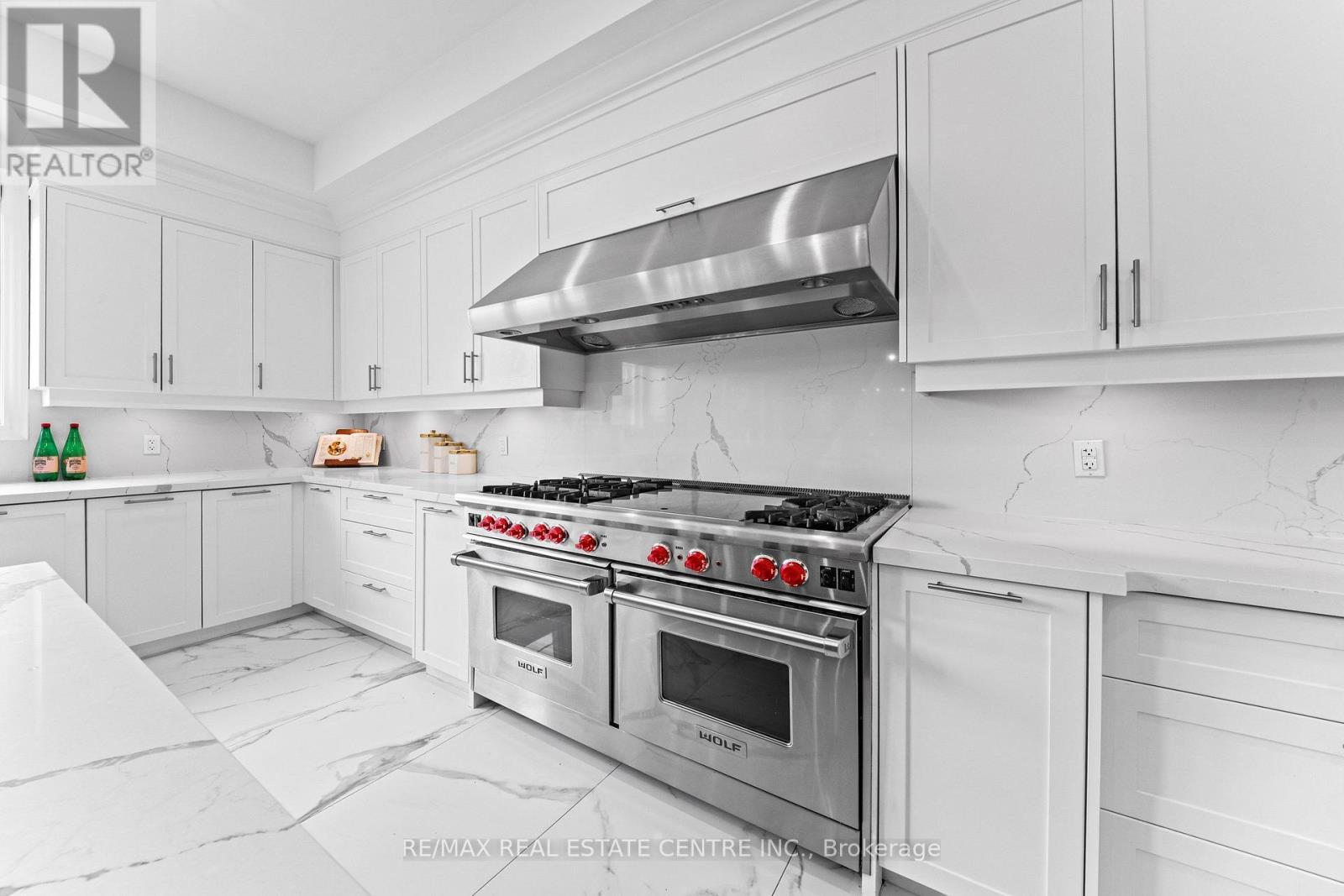 10 Rolling Green Court, Vaughan, Ontario  L4H 4K7 - Photo 11 - N13850716