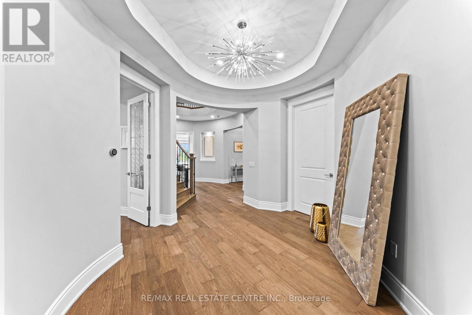 10 Rolling Green Court, Vaughan, Ontario  L4H 4K7 - Photo 6 - N13850716