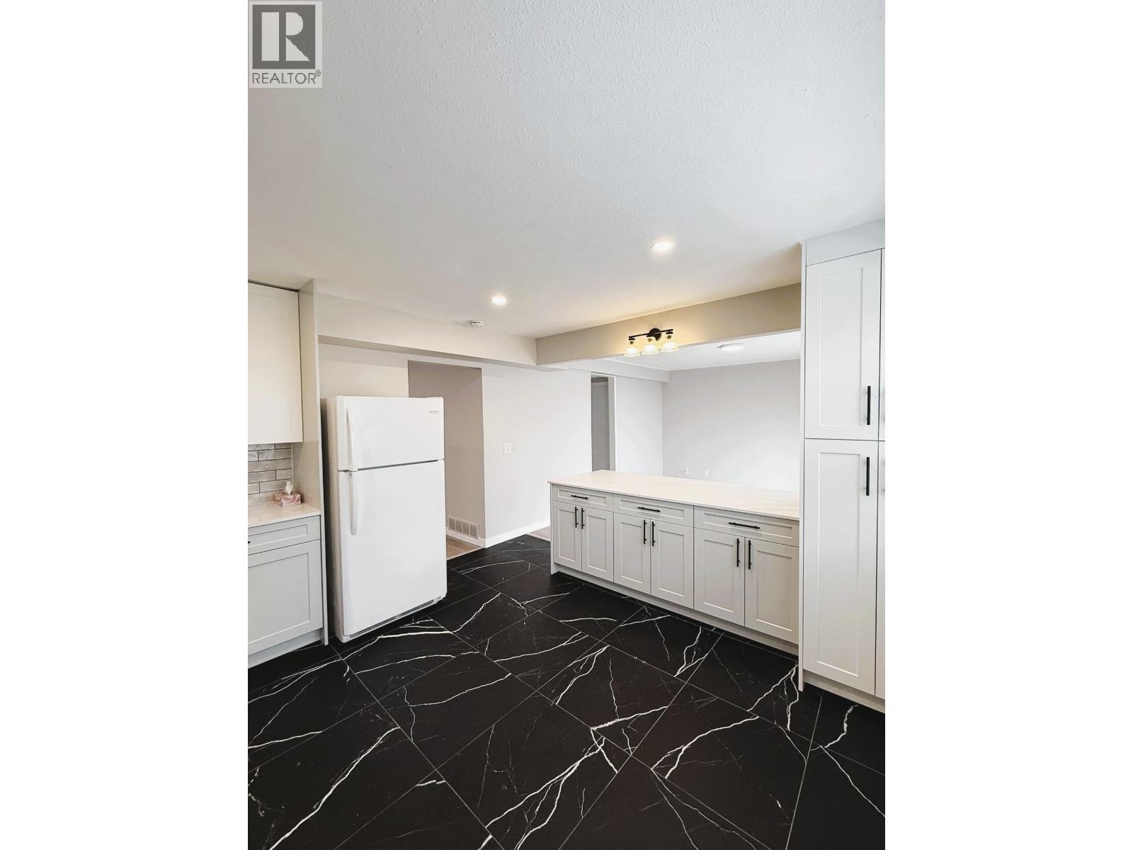 1965 FLYNN CRESCENT
