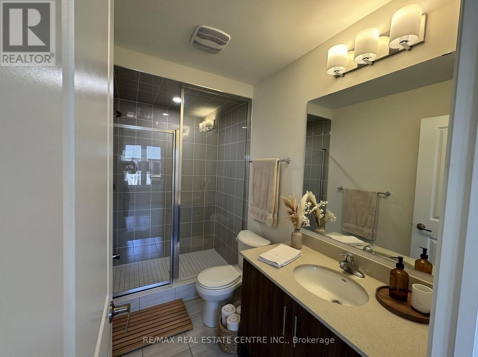 5 Cherry Hill Lane, Barrie (Painswick South), Ontario  L9J 0M7 - Photo 17 - S13850624