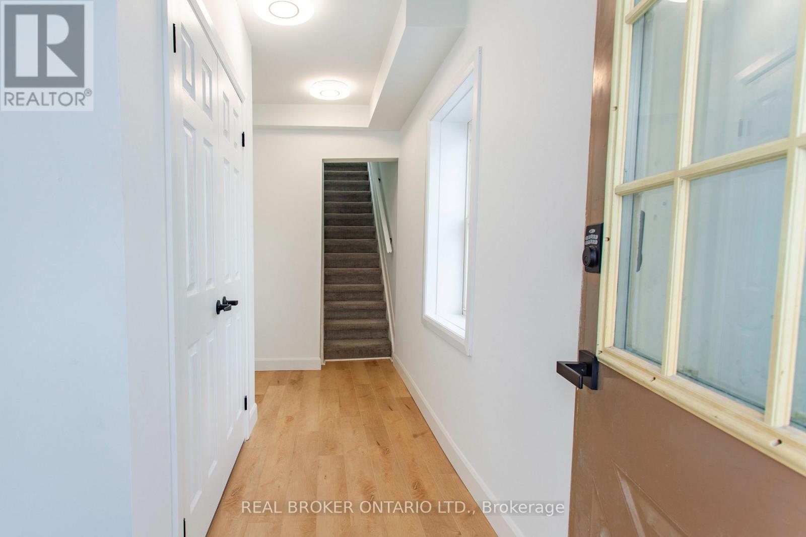 Upper - 97 Albert Street S, Orillia, Ontario  L3V 5L1 - Photo 10 - S13850858