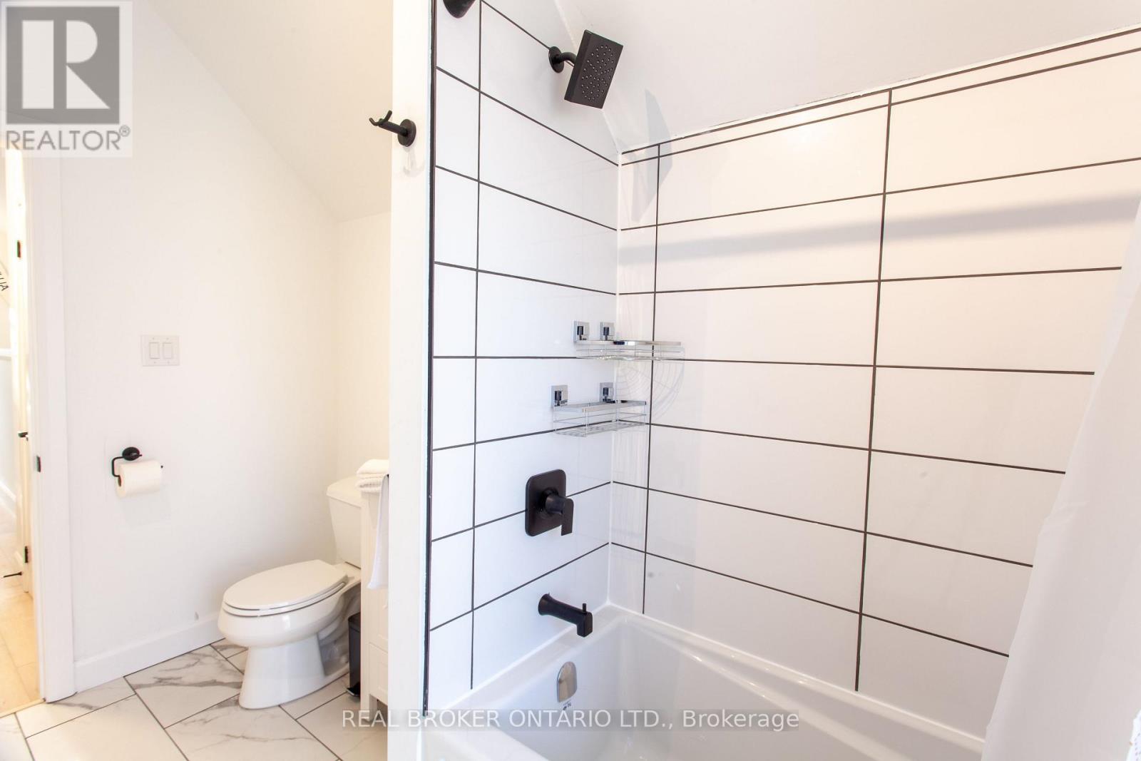 Upper - 97 Albert Street S, Orillia, Ontario  L3V 5L1 - Photo 8 - S13850858