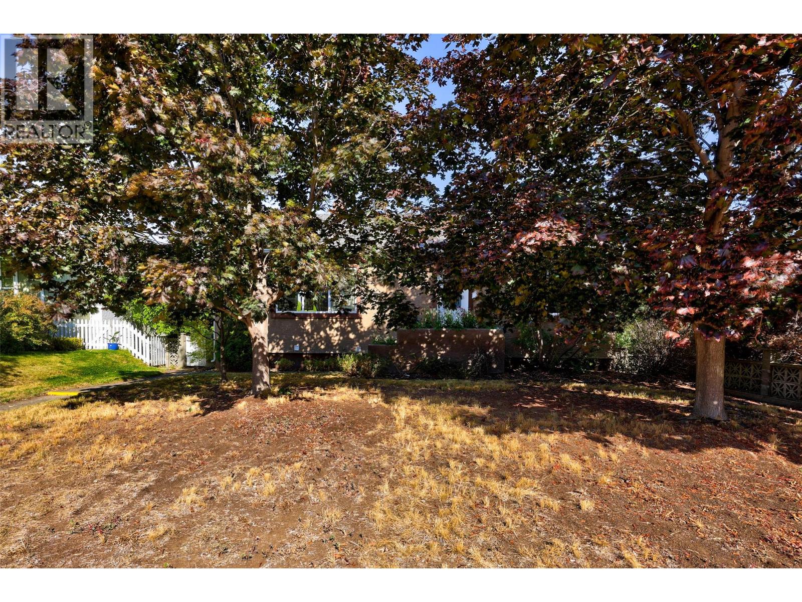 658 Dominion Street, Kamloops, British Columbia  V2C 2X7 - Photo 33 - 10401513