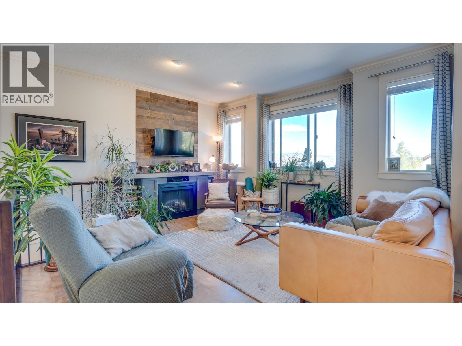 929 Mount Grady Court