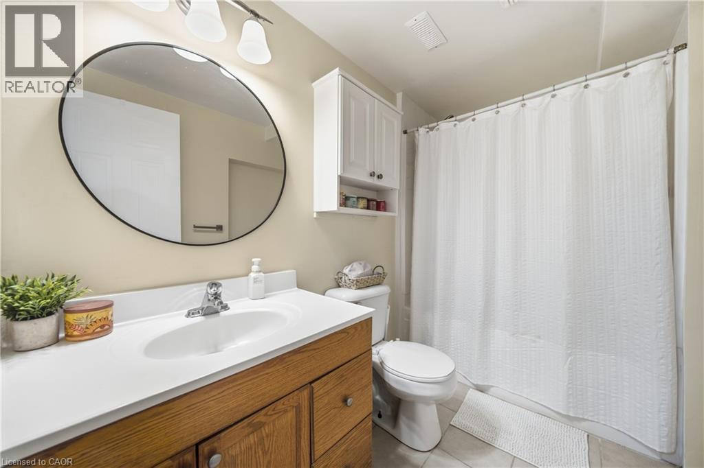 69 Southcreek Trail Unit# Lower, Guelph, Ontario  N1G 5A7 - Photo 14 - 40867946