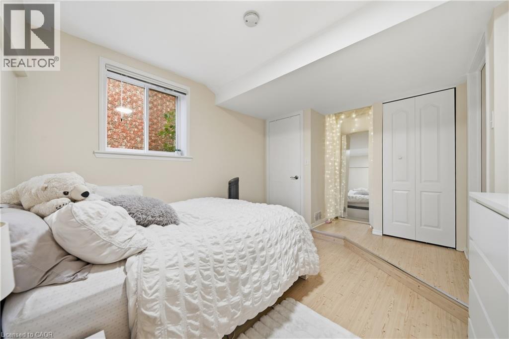 69 Southcreek Trail Unit# Lower, Guelph, Ontario  N1G 5A7 - Photo 11 - 40867946