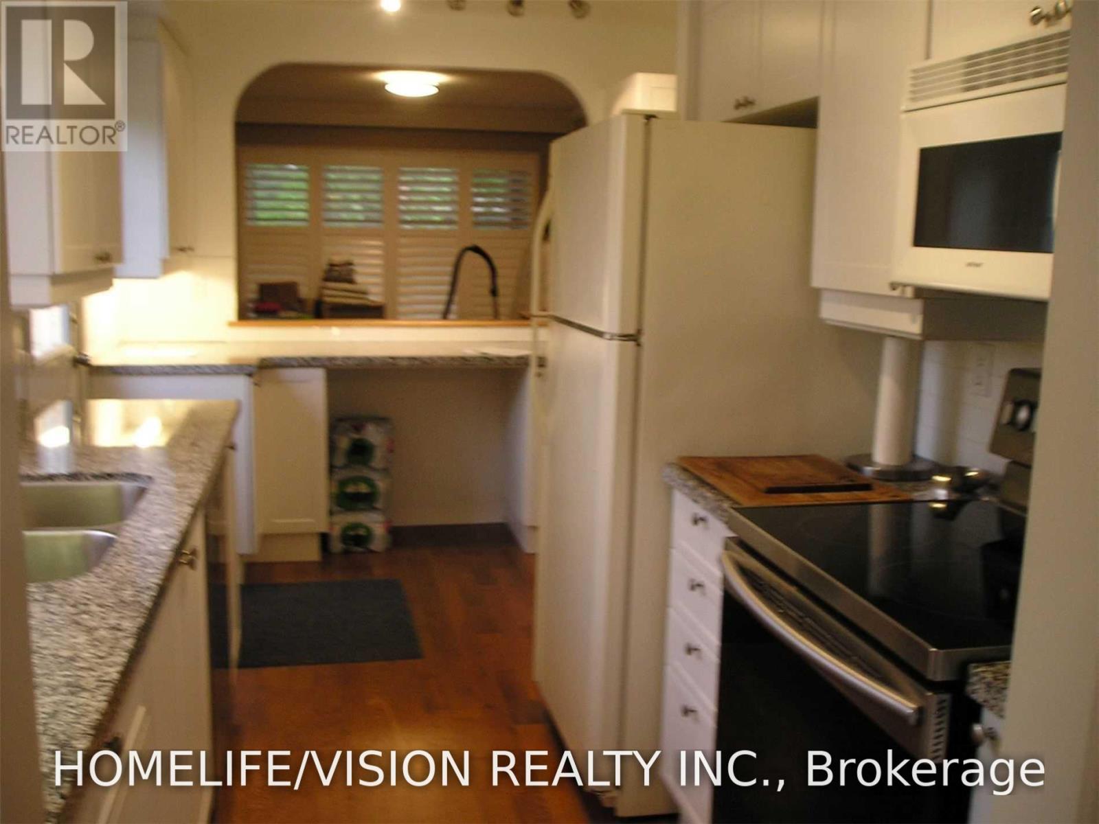 229 Village Wood Road, Oakville, Ontario  L6L 5S6 - Photo 13 - W13850656