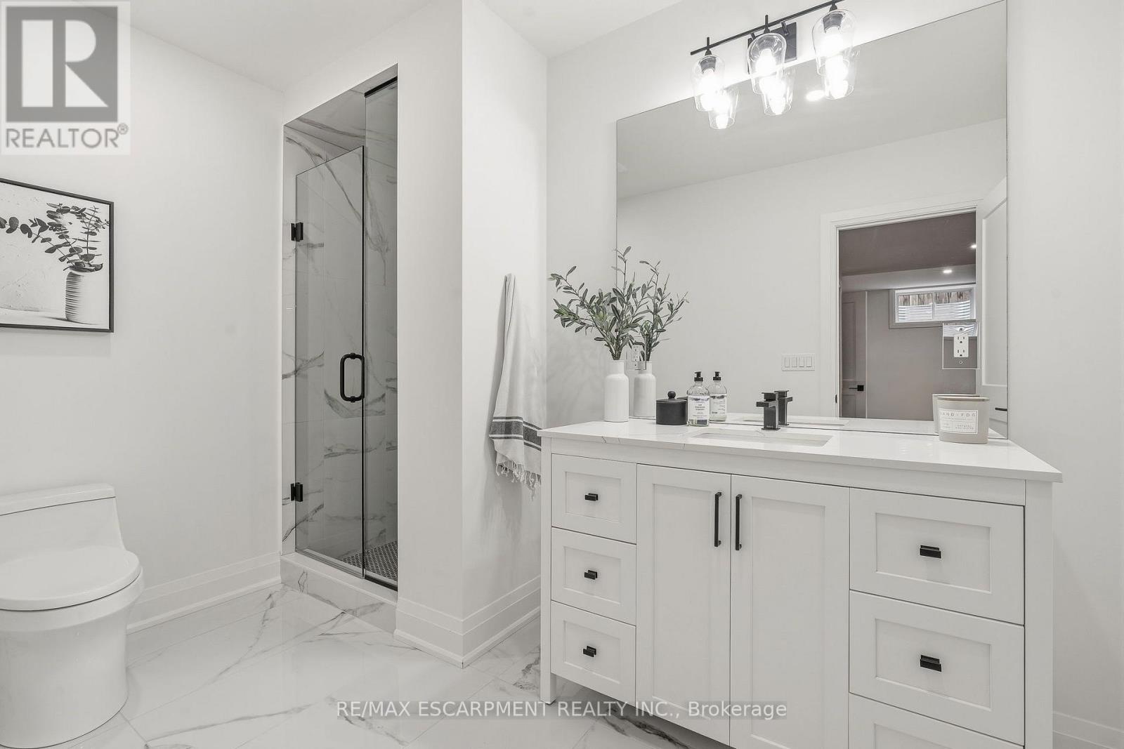 420 Oakwood Drive, Burlington, Ontario  L7N 1X2 - Photo 42 - W13850698