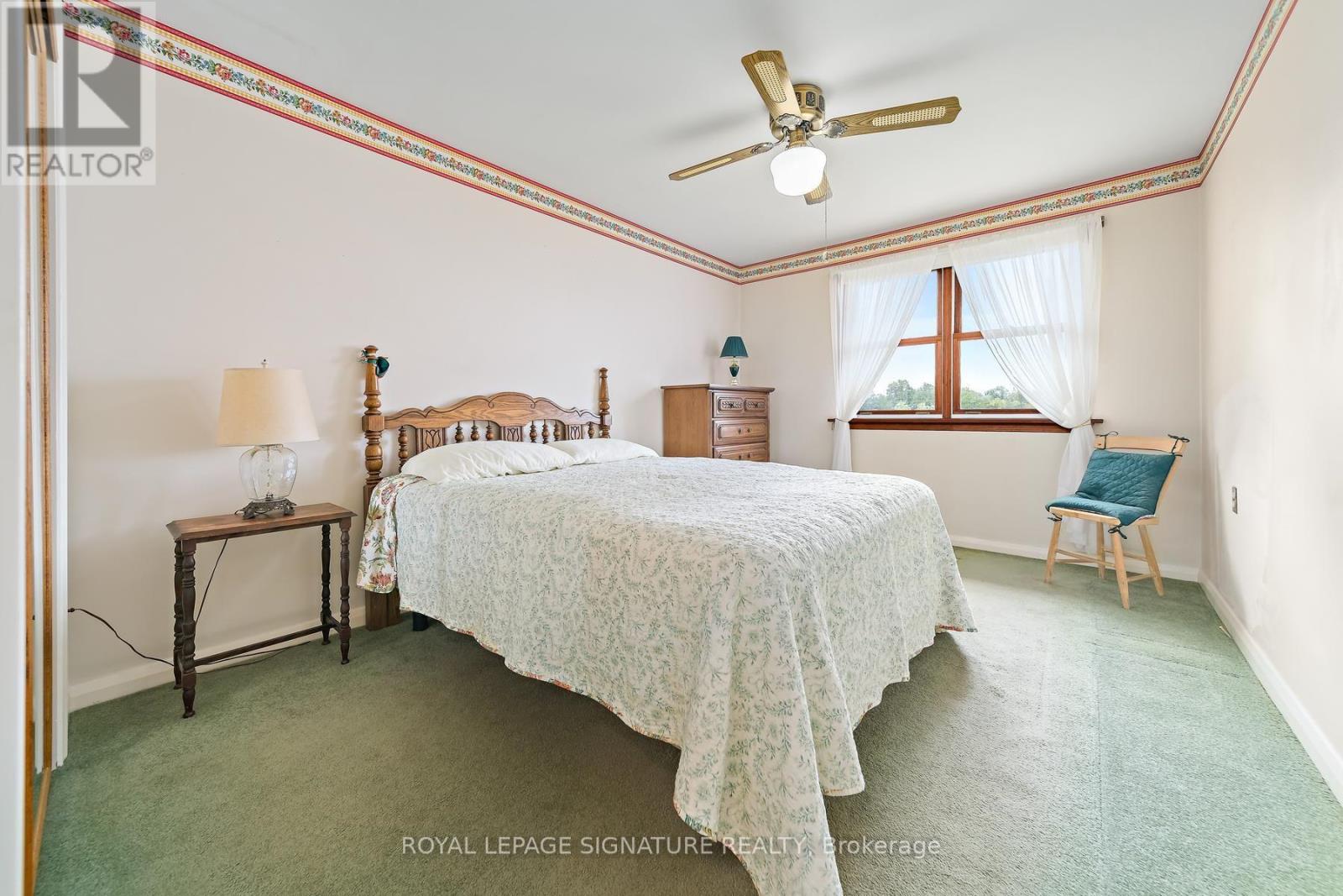 29 Heavitree Drive, Toronto, Ontario M3L 1K5 - Photo 13 - W13850700