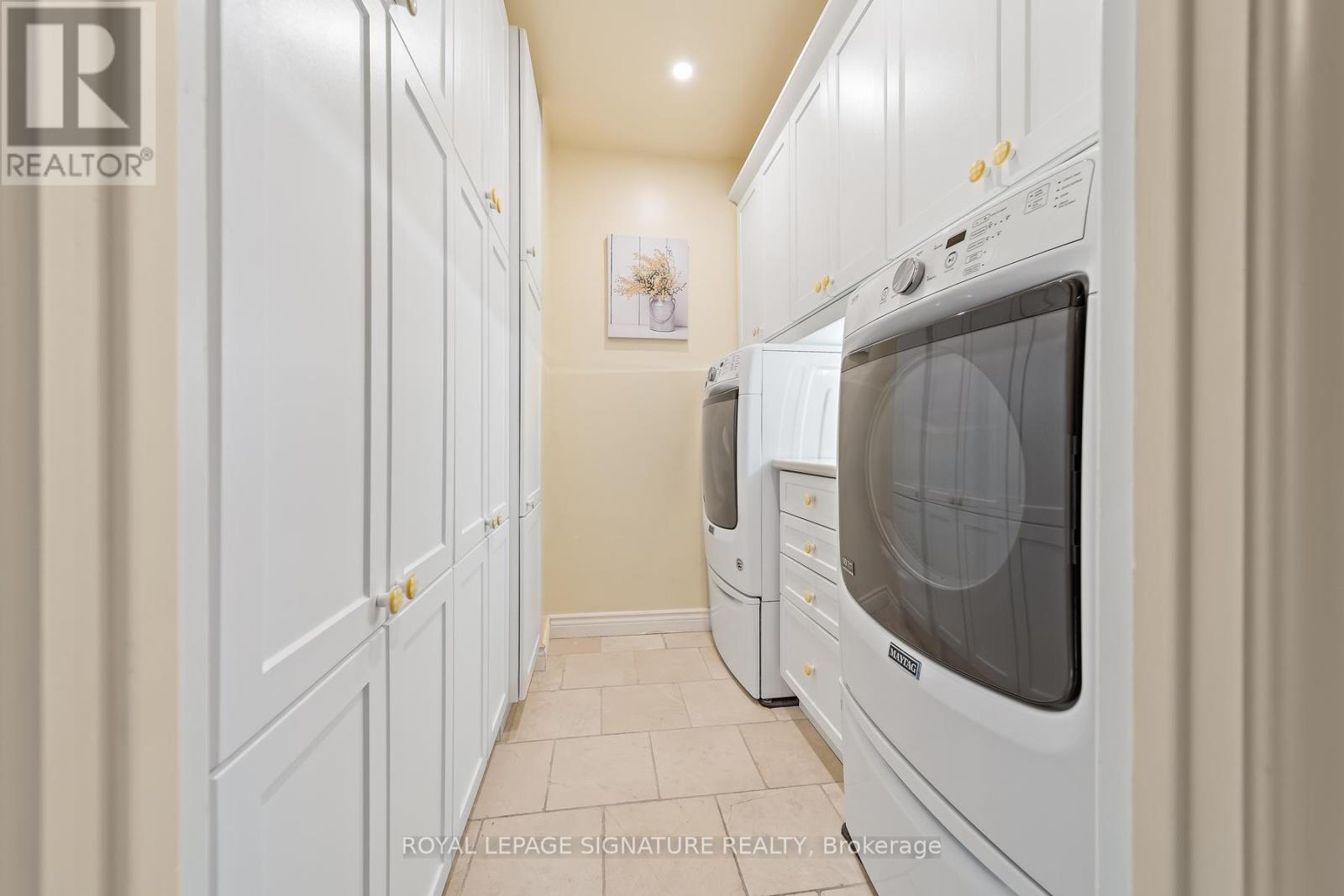 29 Heavitree Drive, Toronto, Ontario M3L 1K5 - Photo 18 - W13850700