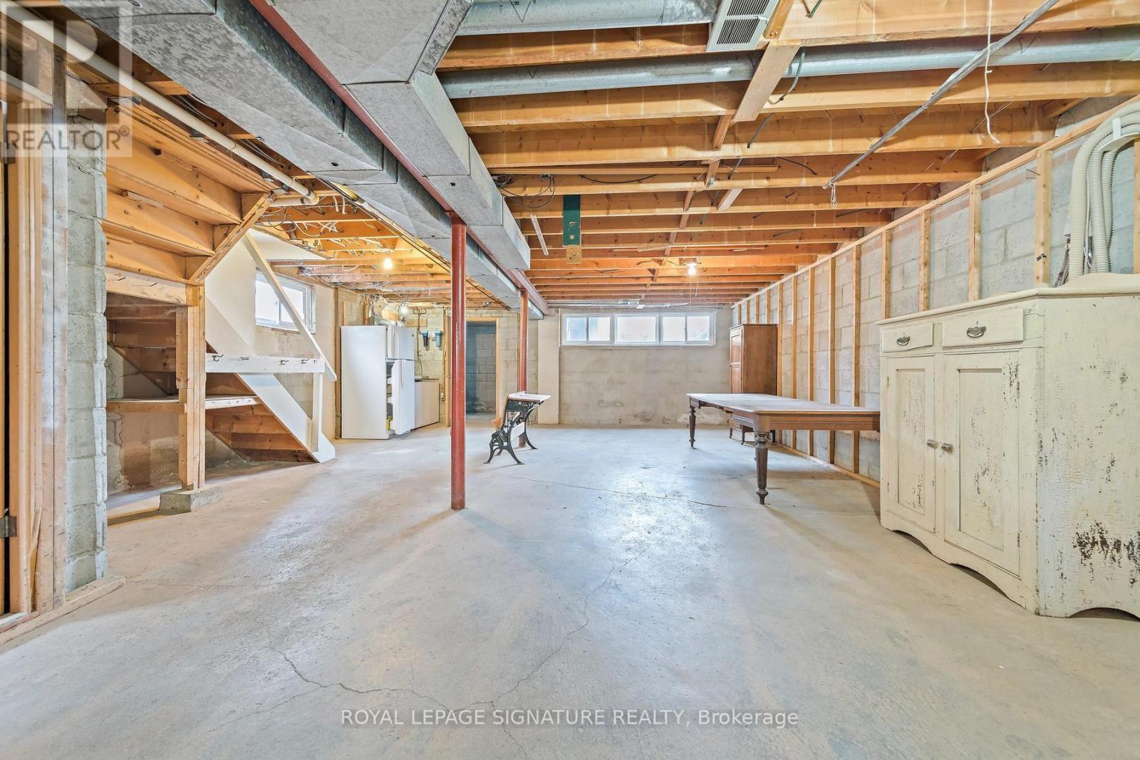 29 Heavitree Drive, Toronto, Ontario M3L 1K5 - Photo 20 - W13850700