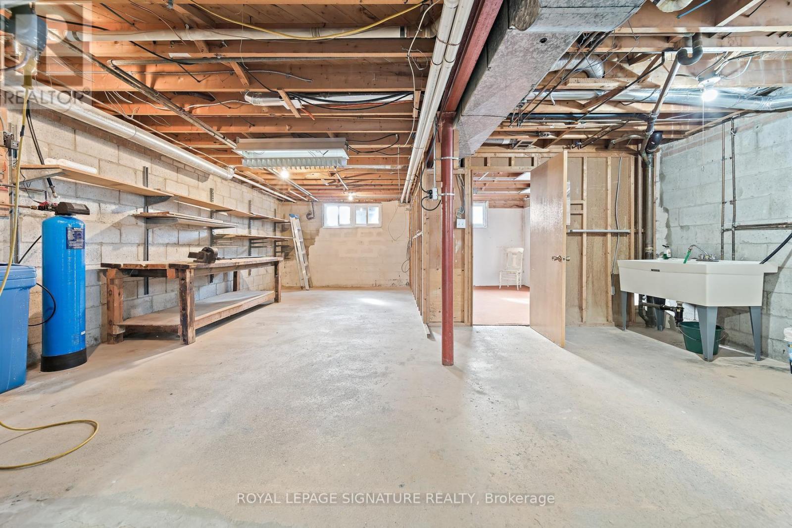 29 Heavitree Drive, Toronto, Ontario M3L 1K5 - Photo 23 - W13850700