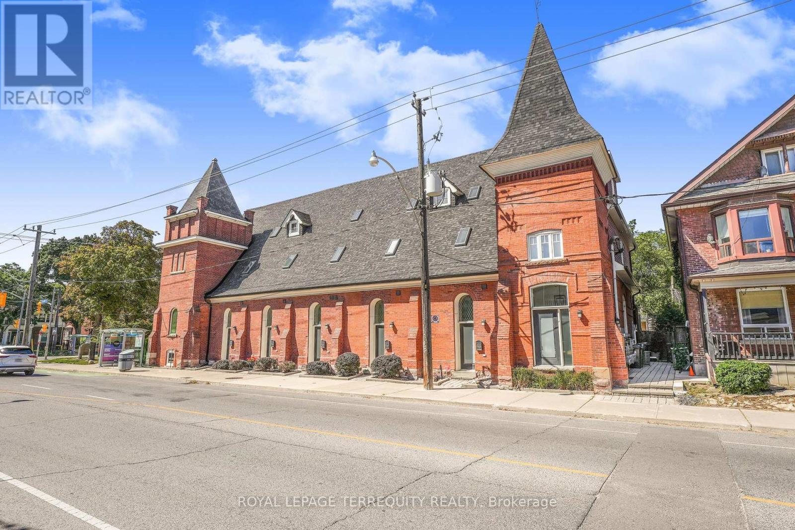#2 - 200 Annette Street, Toronto, Ontario M6P 1P6 - Photo 2 - W13850766