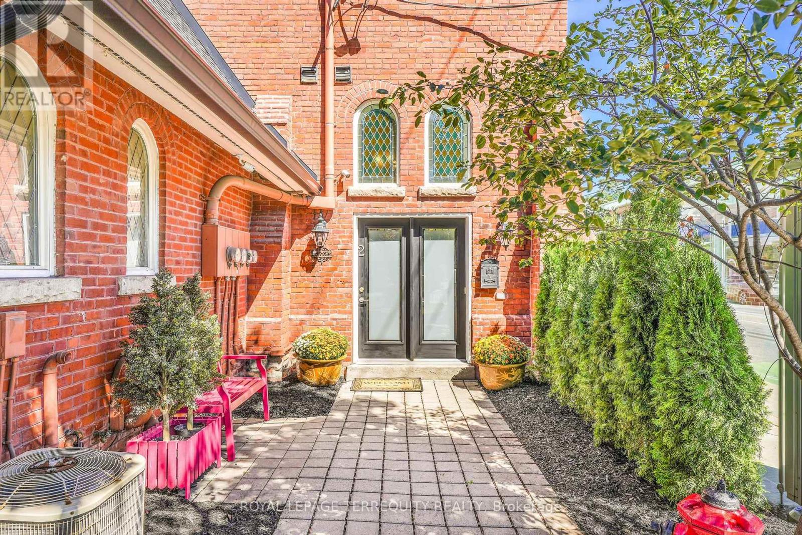 #2 - 200 Annette Street, Toronto, Ontario M6P 1P6 - Photo 3 - W13850766