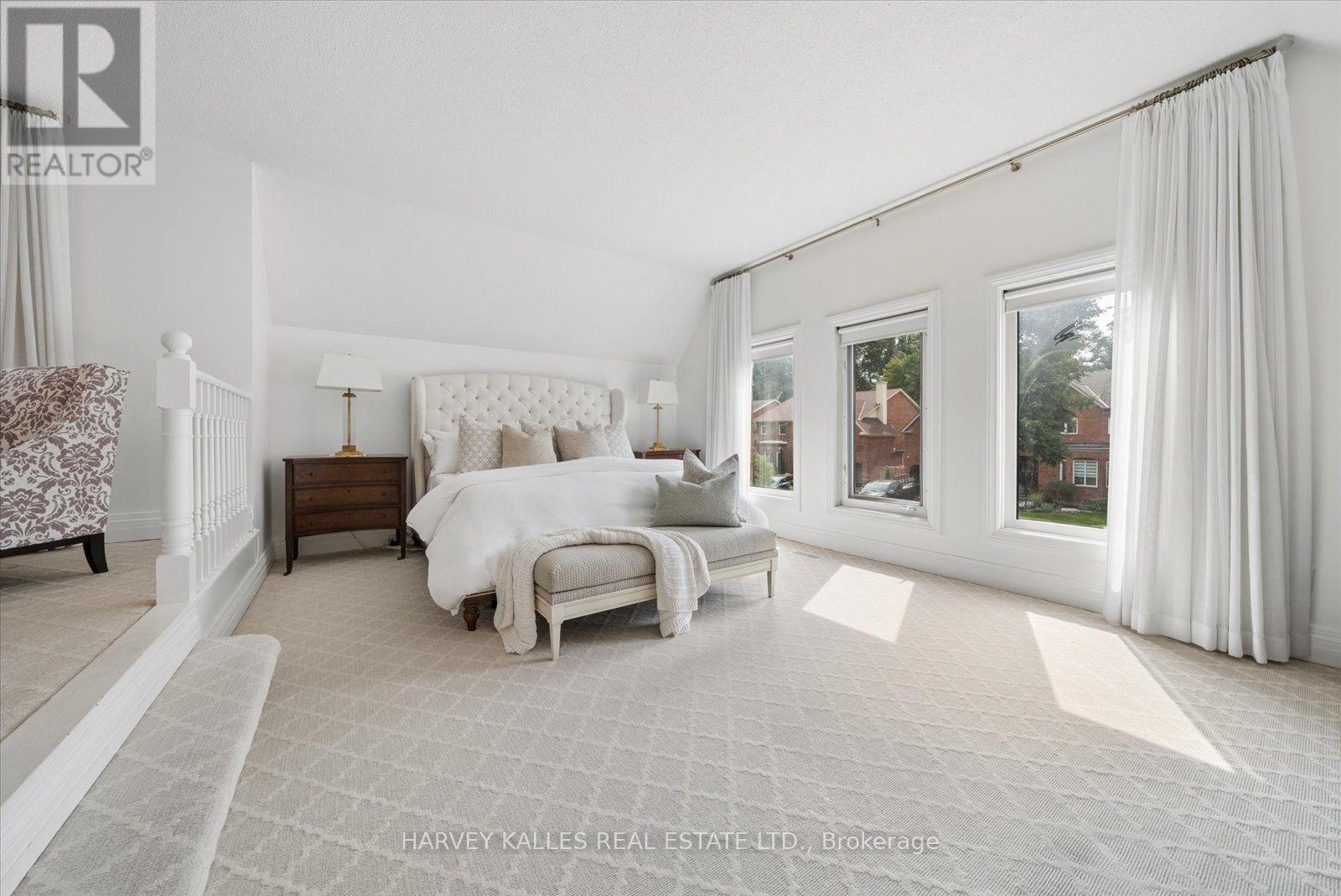 3685 St. Laurent Court, Mississauga, Ontario  L5L 4T2 - Photo 19 - W13850786