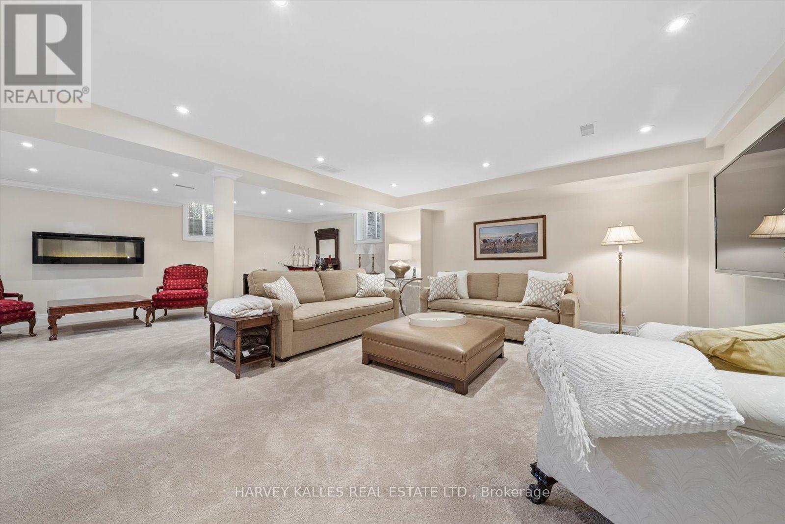 3685 St. Laurent Court, Mississauga, Ontario  L5L 4T2 - Photo 32 - W13850786