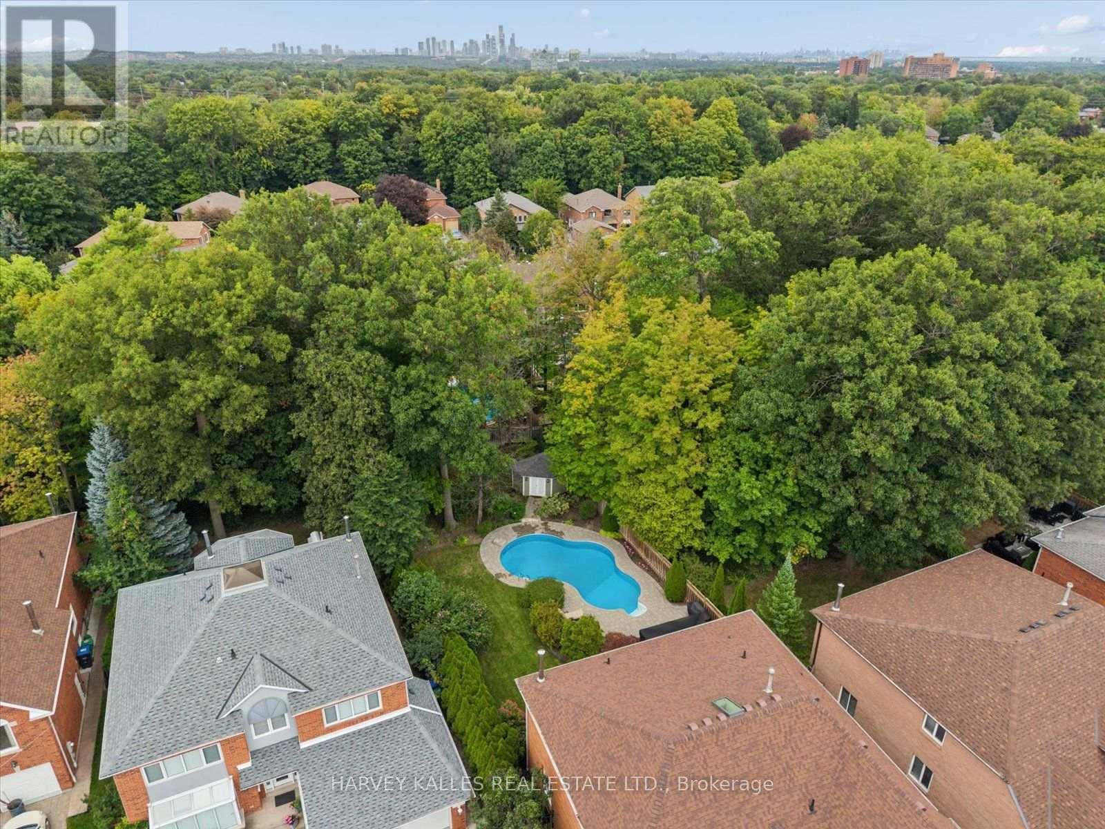 3685 St. Laurent Court, Mississauga, Ontario  L5L 4T2 - Photo 42 - W13850786