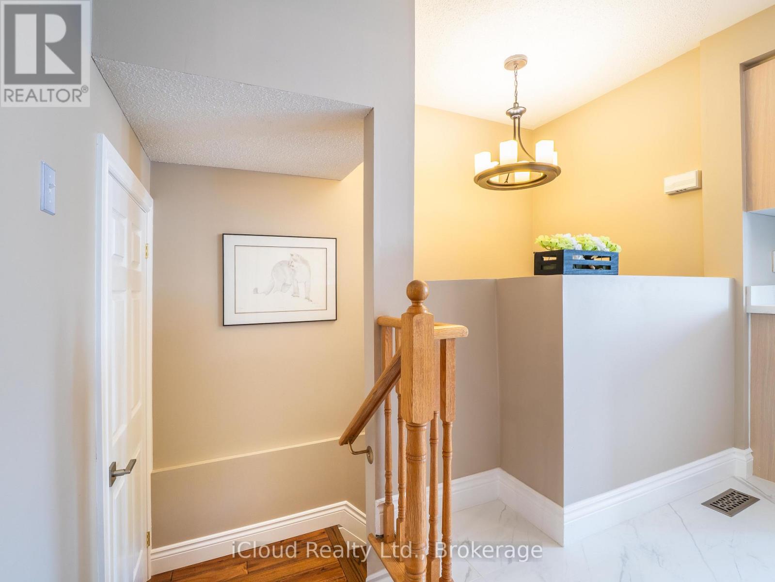 51 Spadina Road, Brampton, Ontario L6X 4X6 - Photo 6 - W13850798