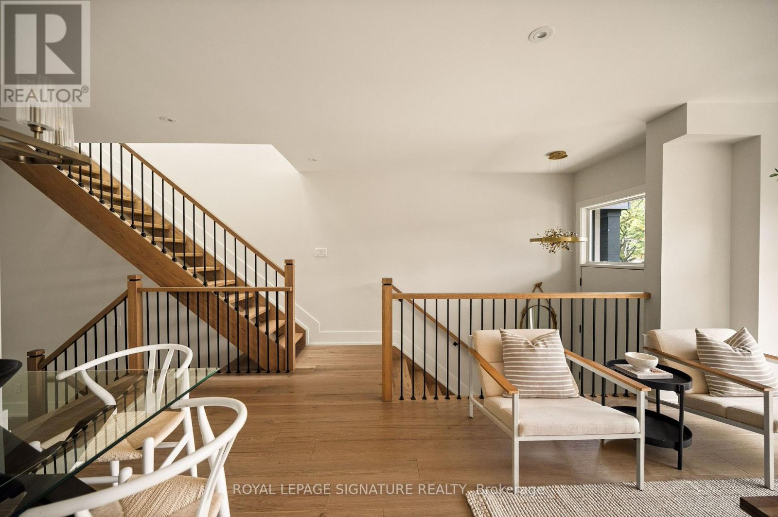 62 Ash Crescent, Toronto, Ontario  M8W 1E6 - Photo 6 - W13850824