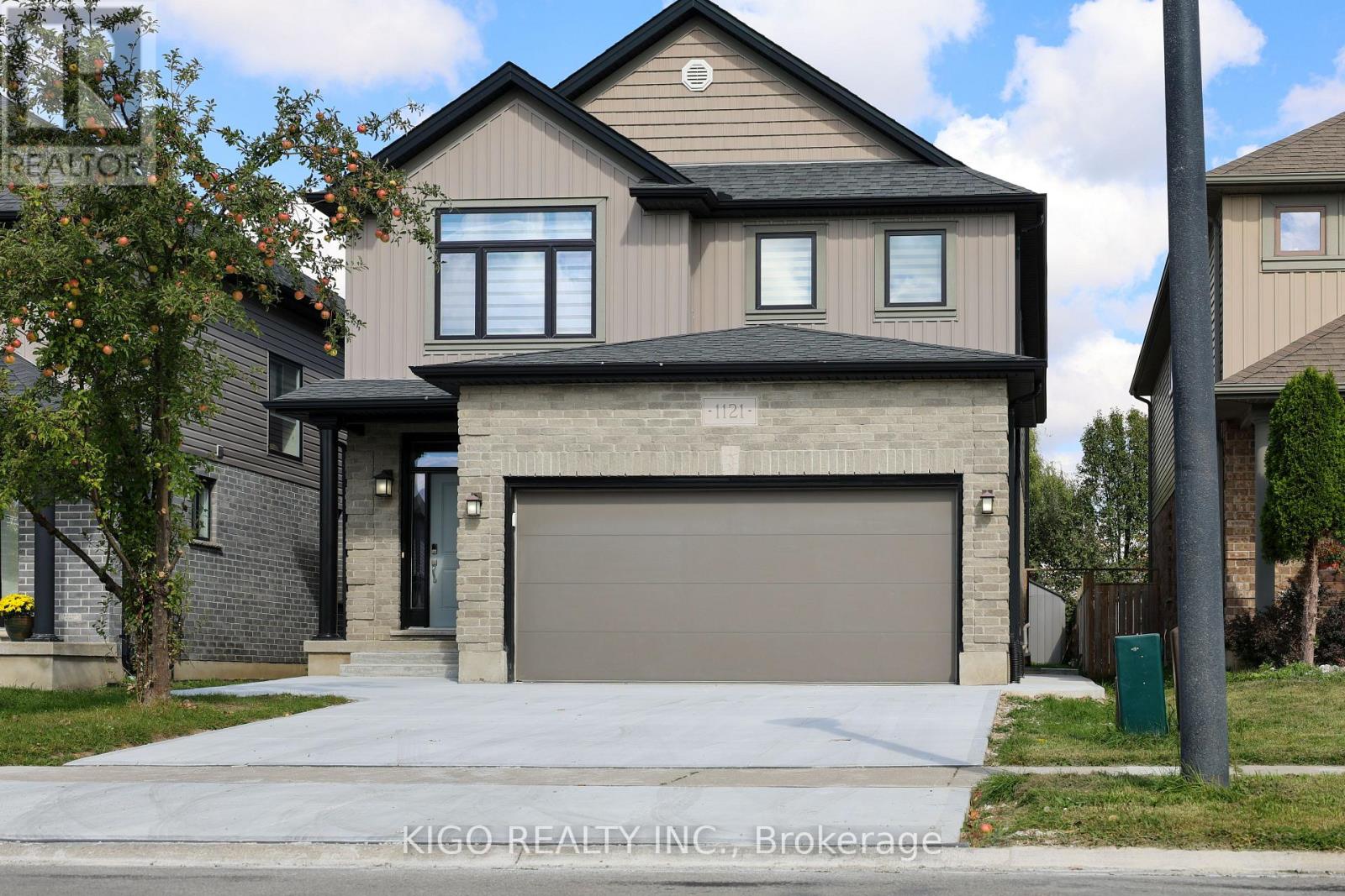 1121 Medway Park Drive, London North, Ontario  N6G 0G1 - Photo 1 - X13850622