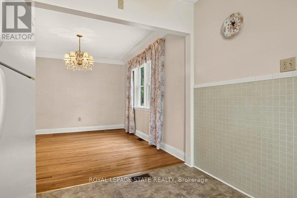 64 Tweedsmuir Avenue, Hamilton, Ontario  L9H 4H5 - Photo 7 - X13850690
