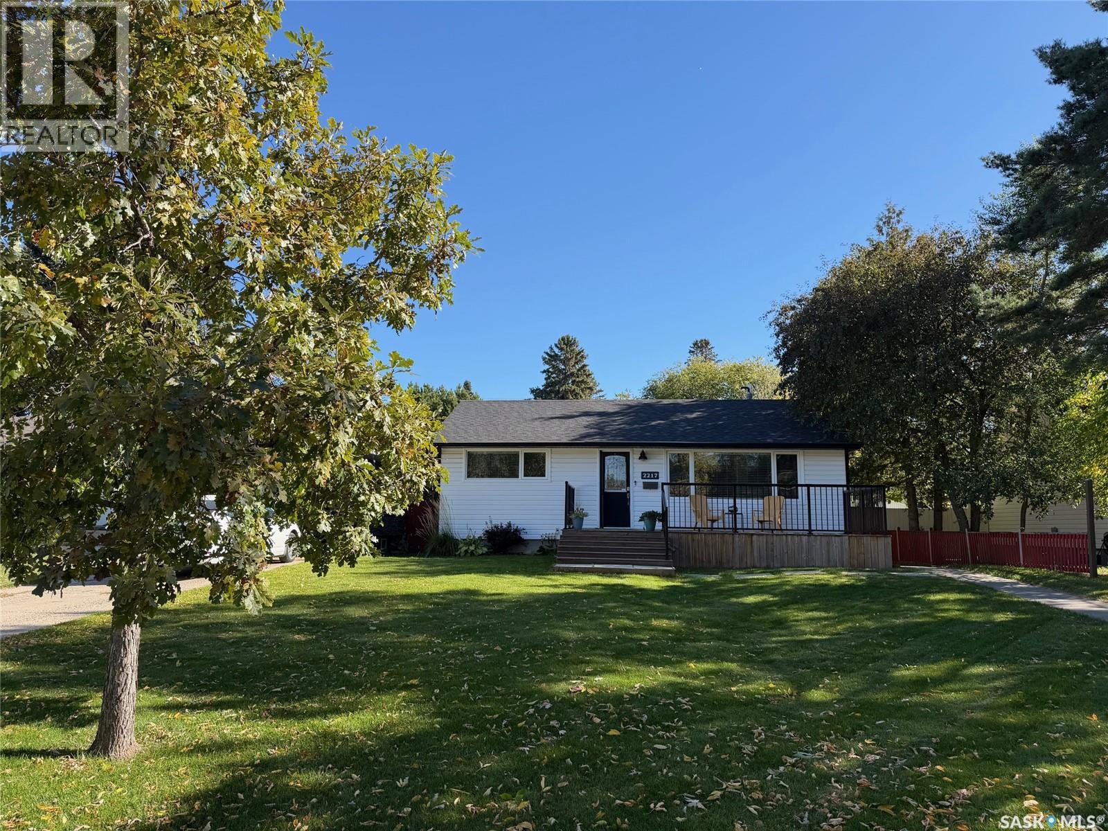 2217 Lansdowne AVENUE, Saskatoon, Saskatchewan