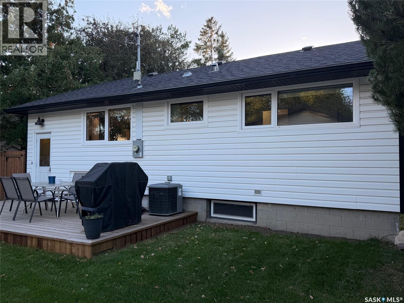 2217 Lansdowne Avenue, Saskatoon, Saskatchewan  S7J 1G7 - Photo 31 - SK050051